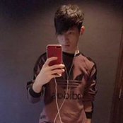 Jie Qing's photo