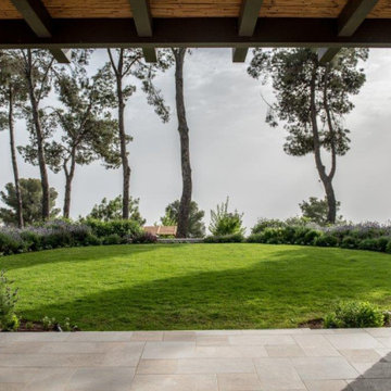 Symmetrical garden