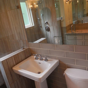 Ninty year old  Small Bathroom Renovation: 'After'
