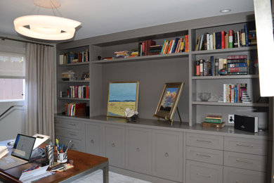 Inspiration for a craftsman home office remodel in San Diego