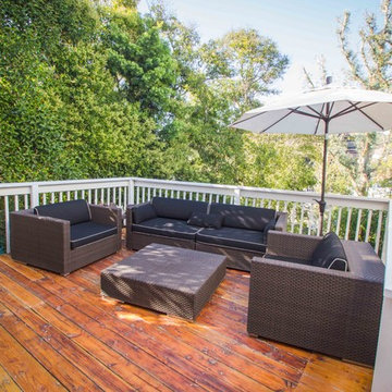 Wood Deck Refinishing