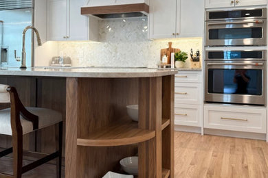 Example of a kitchen design in Bridgeport