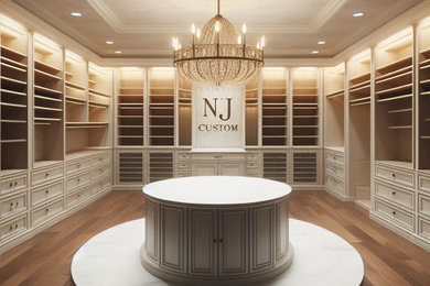 Example of a closet design in New York