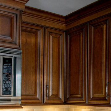 ULTIMO- Artesia in Toffee with Ebony Glaze and Cottage Distressing on Cherry