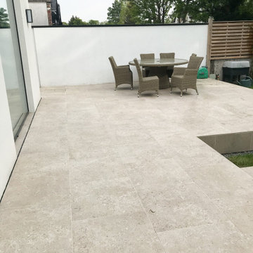 Garden space bringing the outside in