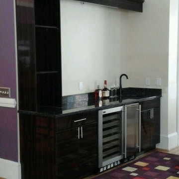 Acrilux Contemporary Kitchen downtown Columbia