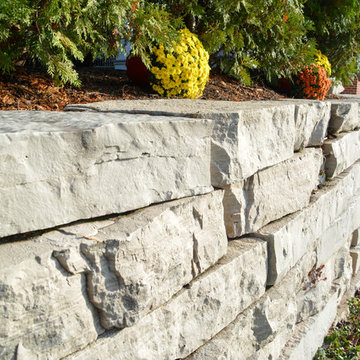 Geneva Retainer Wall Landscaping