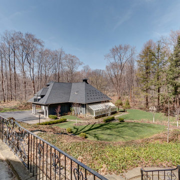 FOR SALE: Cleveland Area Masterpiece - Close to Lake & Downtown
