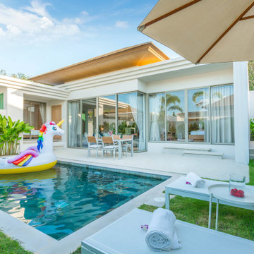 Outdoor Lounge Area
