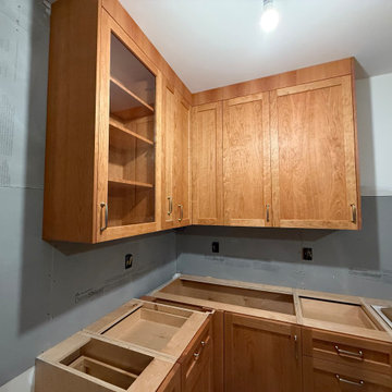 Classic Meets Contemporary: Cherry Wood Kitchen Cabinets