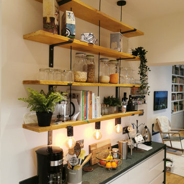 LEWES APARTMENT - Kitchen