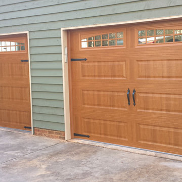 Amarr Heritage Wood Grain Finish