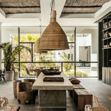 DINING ROOM //