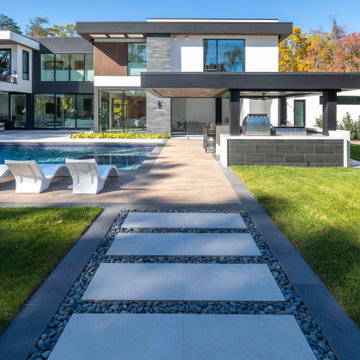 Modern Hillside Oasis