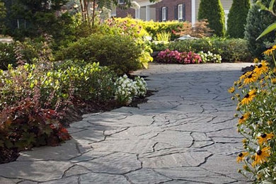 Example of an exterior home design in Los Angeles