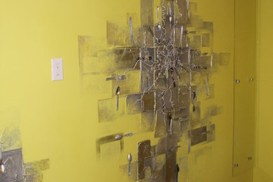Example of a minimalist home design design in Cleveland