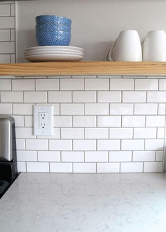 what’s the lightest grey grout?