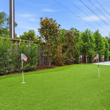 CUSTOM BACKYARD PUTTING GREEN