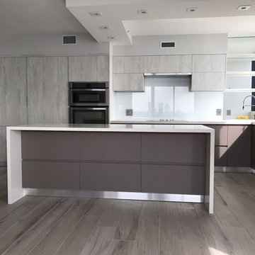Basalto Modern Kitchen
