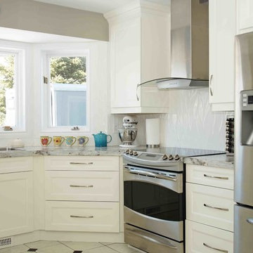 White U-shaped Kitchen