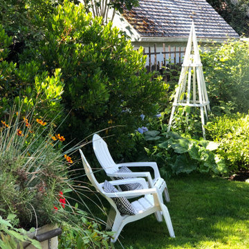 Bungalow Garden Through the Seasons