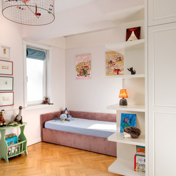 Apartment with Parisian Flavour