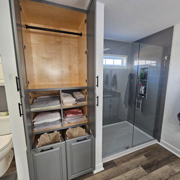 A Smart, Stylish Bathroom Transformation