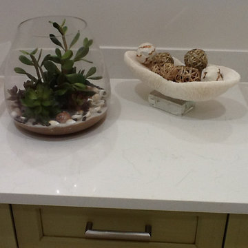 Pompeii Quartz Vanilla Ice Bathroom Countertop