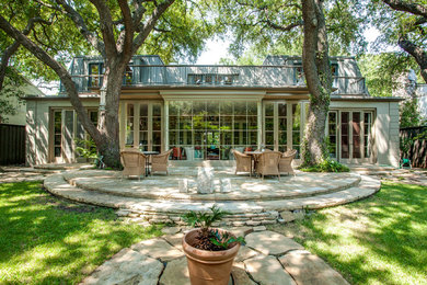Transitional home design photo in Dallas