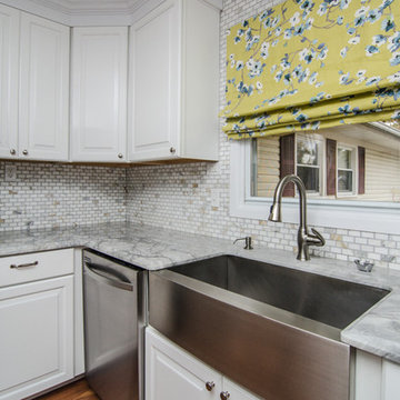 Super White Quartzite with Calcatta Gold Tile