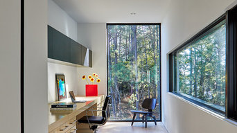 Contemporary Waterfront home