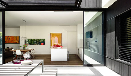 Houzz Tour: A Modern Rejig Solves the Challenge of a Tricky Site
