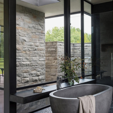 M RESIDENCE