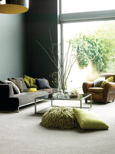 Современный Гостиная by Whilton Locks Carpet Co.