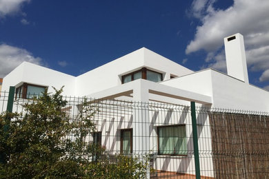 Inspiration for a contemporary house exterior in Malaga.