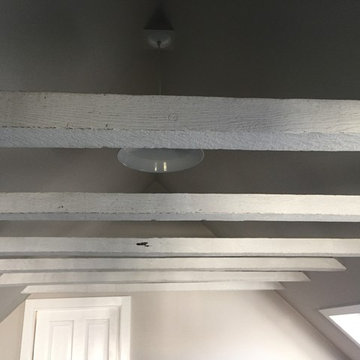 Wallpaper removal with painting