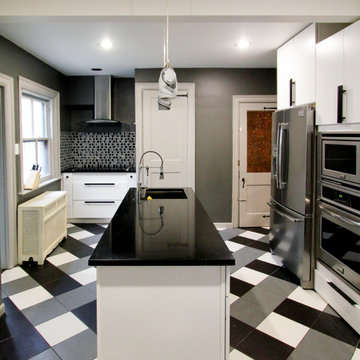 Central Kitchen Island