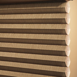 Hunter Douglas Alustra&reg; - Cellular Shades