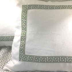Scalamandre Maison - Kelly Greek Key - Decorative Pillows