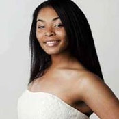 Foto de Ebonia Bly
