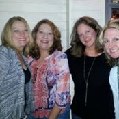 Lynette Simmons's photo