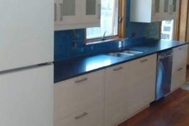 Kitchen Renovation with Blue Epoxy Countertop