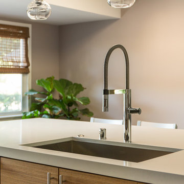 4, Modern Kitchen - Valley Village