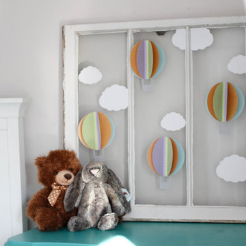 Paper Riot Co. || DIY Project: Hot Air Balloon Nursery Window Decor