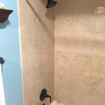 Classic Update - Bathroom - Des Plainesr