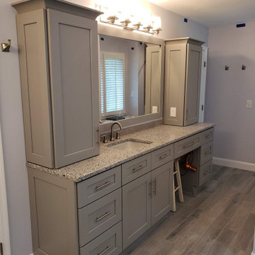 Maynard Contemporary Master Bathroom