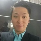 Leslie Chow's photo