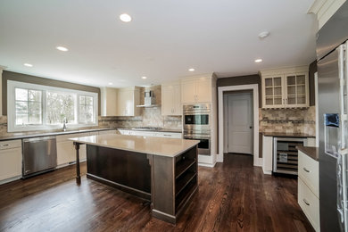 Kitchen - kitchen idea in New York