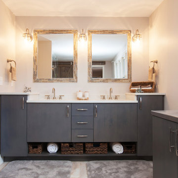 Cool Contemporary Bath - Norwell, MA