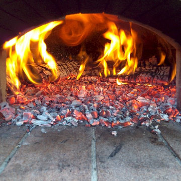 The Cronin Family Pizza Oven - 28" Mattone Cupola Wood Fired Oven in Washington